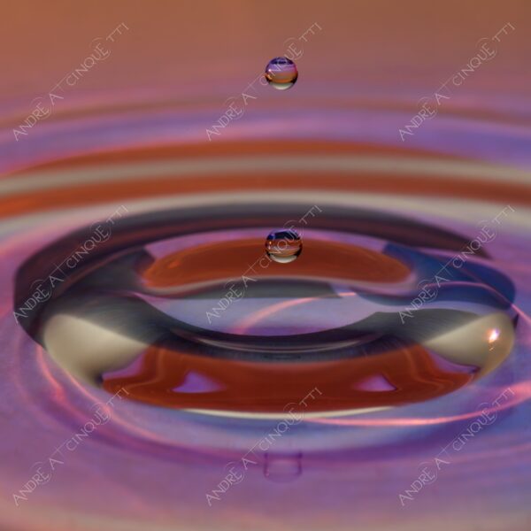macro photography goccia gocce d'acqua water drop drops high speed sync riflessi reflections splash colori colours bounce bouncing marchio logo eurex eur-ex rettifica