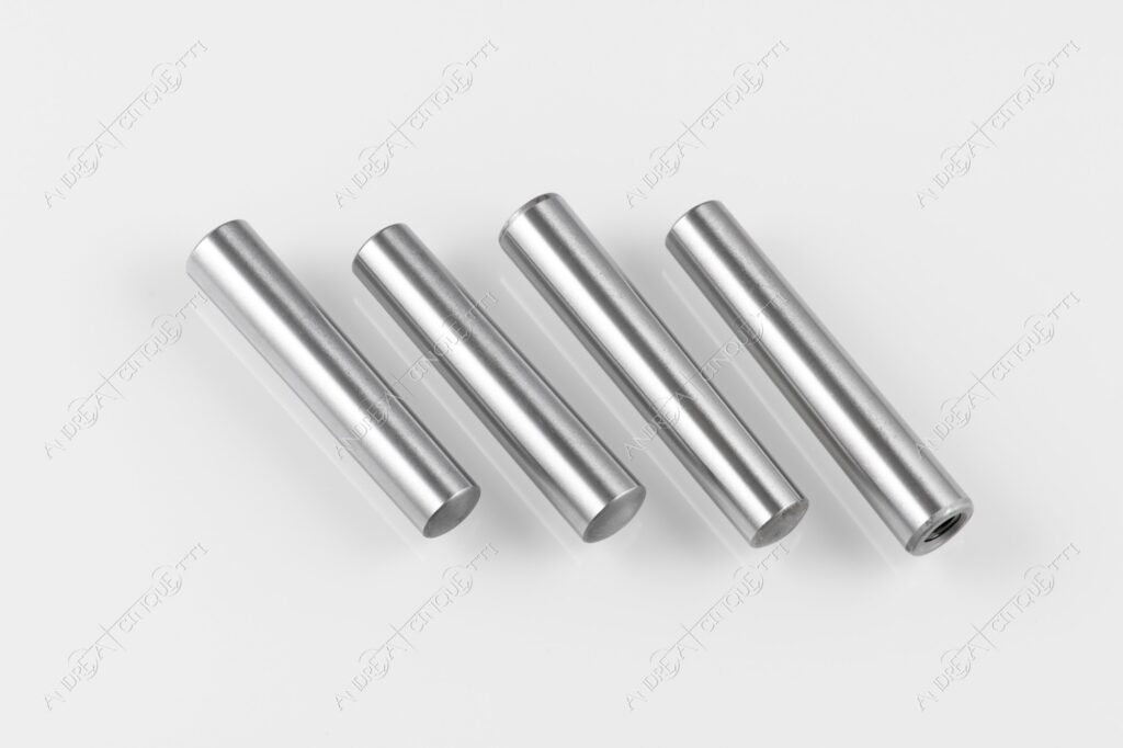 still life normalizzati per stampi componenti per stampi standard component for moulds studio photography din 7978 iso 2339 din 1 iso 8736 spine coniche taper pins conical pins