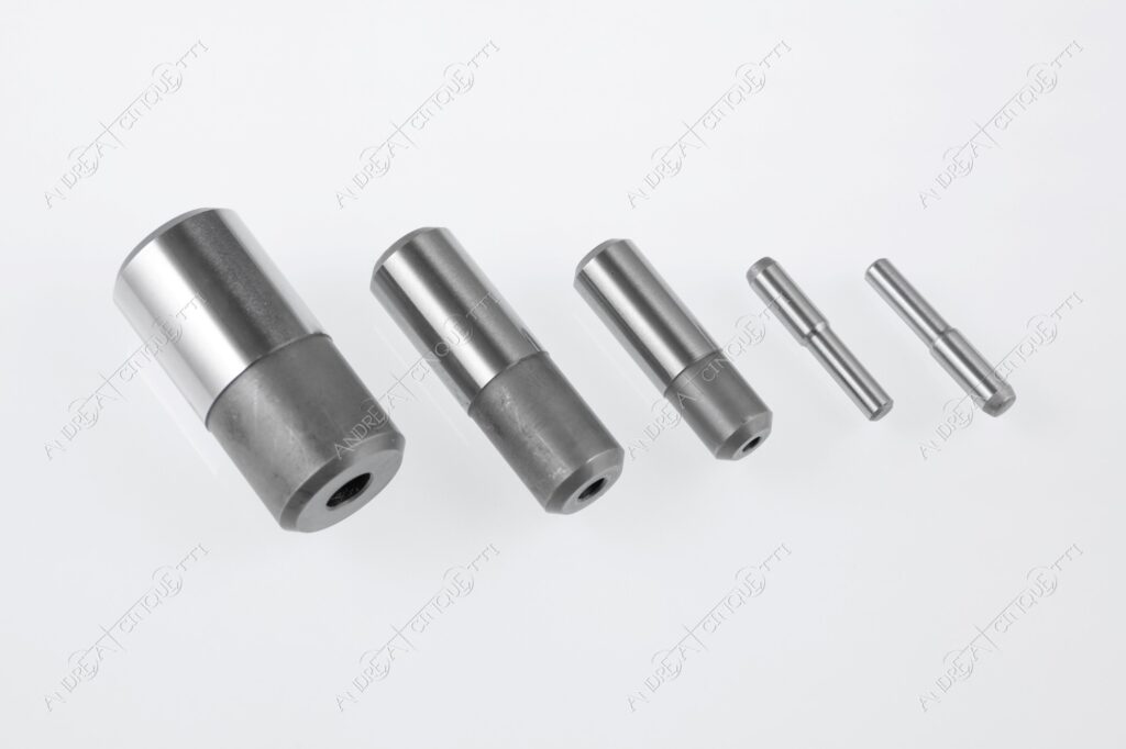 still life normalizzati per stampi componenti per stampi standard component for moulds studio photography