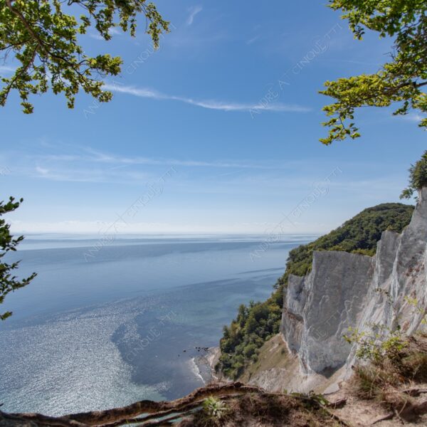 danimarca denmark stege mons klint vista view mare sea oceano ocean rocce rocks orizzonte horizon costa coast cliff
