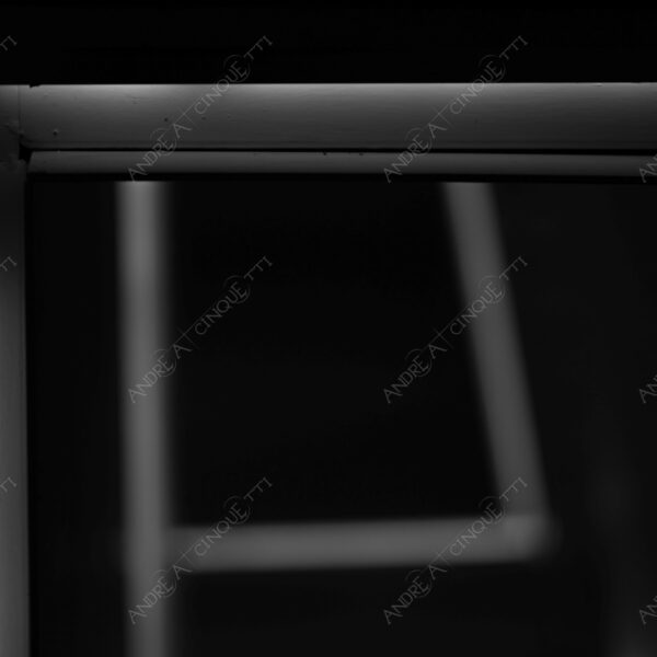 museo della scienza e della tecnica museum of science and technology science and technology museum bianco e nero black and white dettagli details penombra twilight scuro dark ombra shadow