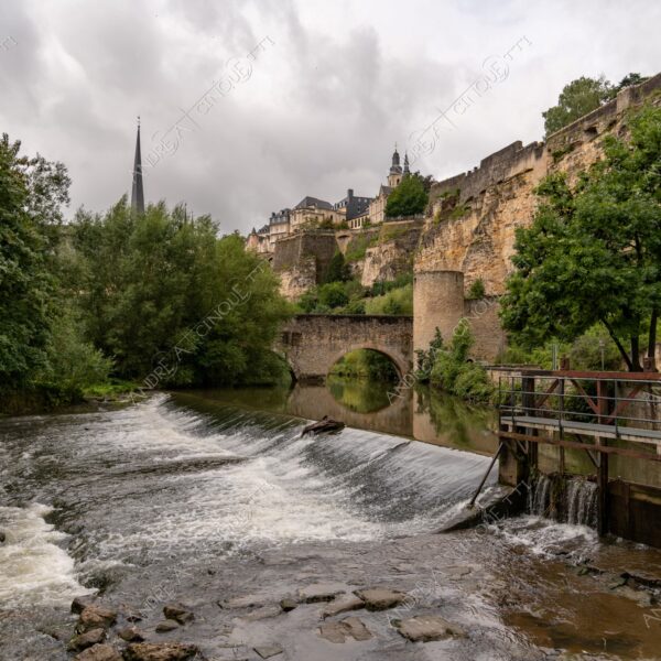 lussemburgo luxembourg fiume river ponte bridge riflessi reflections