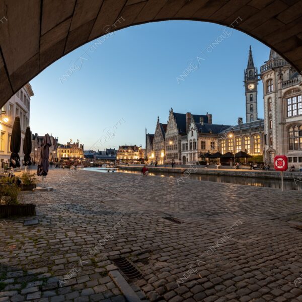 gent gand fiume river ponte bridge antico ancient borgo borough medievale medieval lunga esposizione long exposure prospettiva perspective