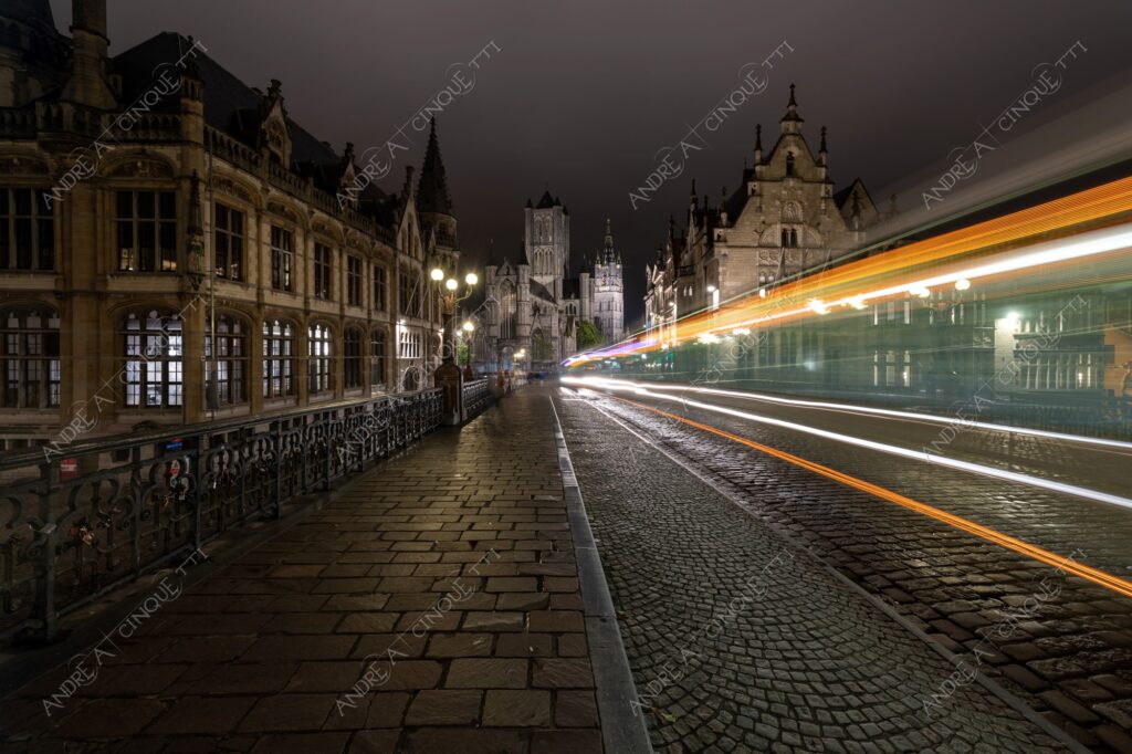 gent gand ponte bridge antico ancient borgo borough medievale medieval lunga esposizione long exposure notte night scia luminosa trail