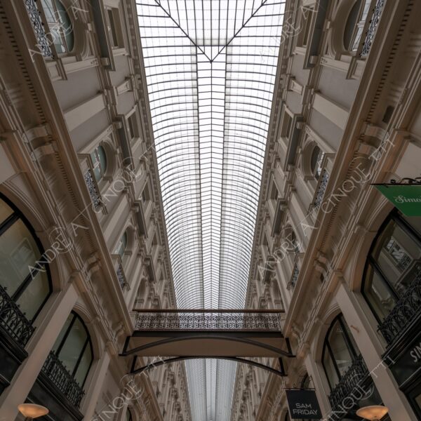 olanda holland paessi bassi the netherlands l'aia prospettiva perspective architettura architecture galleria coperta covered gallery