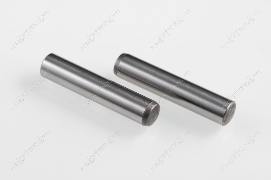 still life normalizzati per stampi componenti per stampi standard component for moulds spine cilindriche dowel pins din 6325