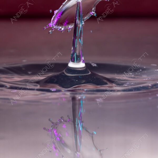 macro photography goccia gocce d'acqua water drop drops high speed sync riflessi reflections splash colori colours bounce bouncing