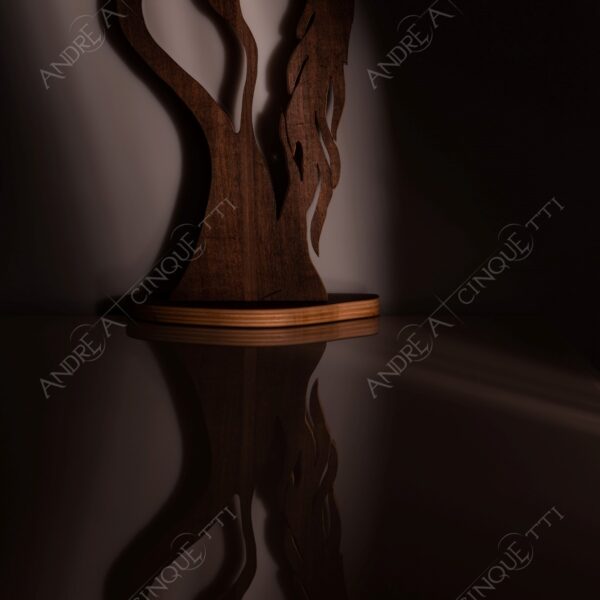 still life studio photography opera d'arte artwork legno wood ombra shadow prfilo silhouette riflessi reflections specchio mirror amanti lovers