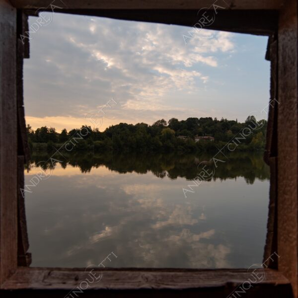 oasi oasis bosco wood foresta forest autunno autumn fall sentiero trail path footpath foliage foglie leaves alberi trees natura nature selvaggio wild lago lake stagno pond palude swamp riflessi reflections sole sun campagna countryside alba sunrise tramonto sunset sundown crepuscolo dusk twilight