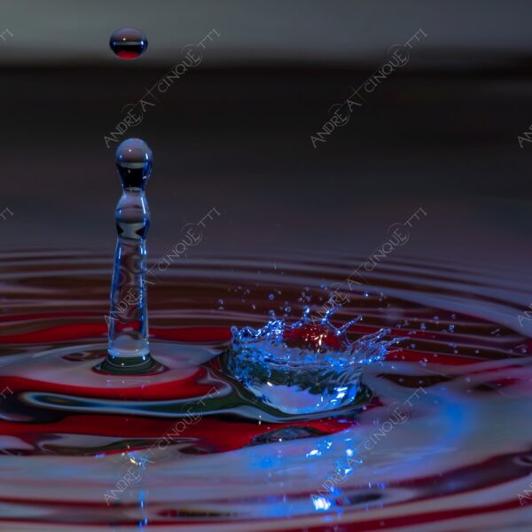 macro photography goccia gocce d'acqua water drop drops high speed sync riflessi reflections splash colori colours bounce bouncing