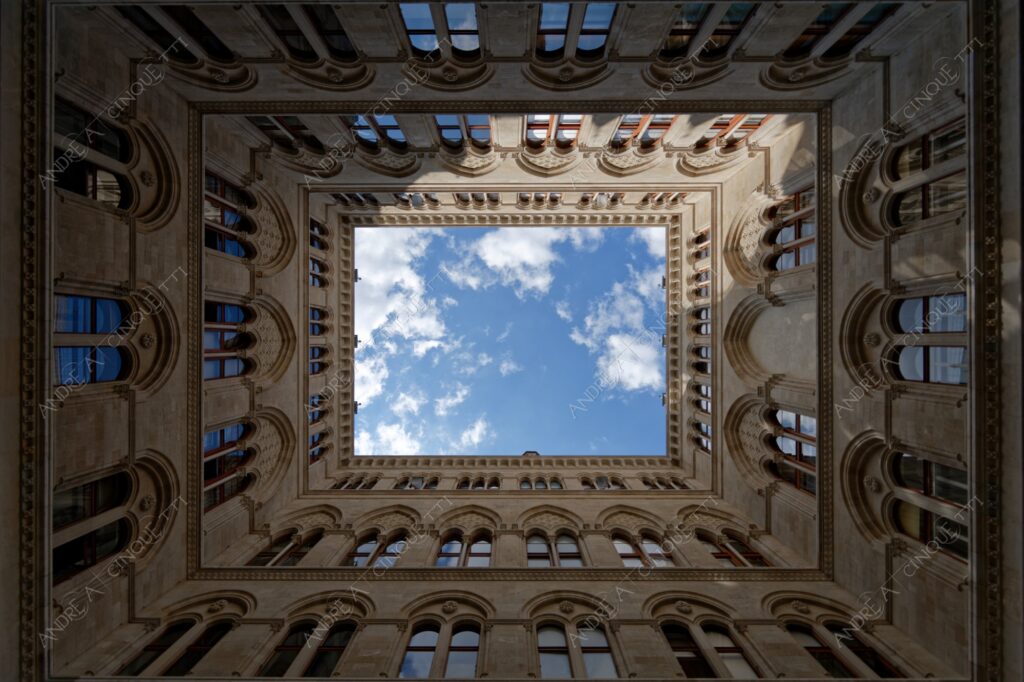 austria vienna palzzo palace architettura architecture municipio comune city hall
