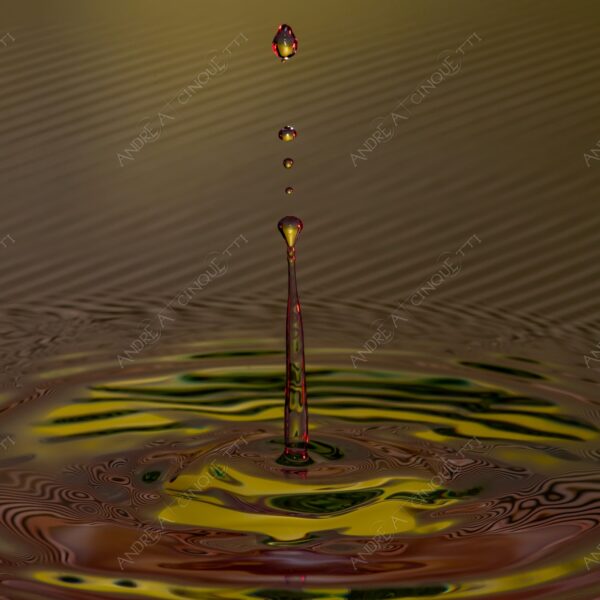 macro photography goccia gocce d'acqua water drop drops high speed sync riflessi reflections splash colori colours bounce bouncing pattern strisce stripes