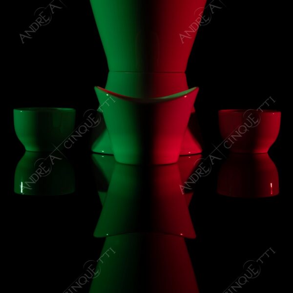 still life composizione composition porcellane porcelain specchio mirror riflessi reflections colori colours flash