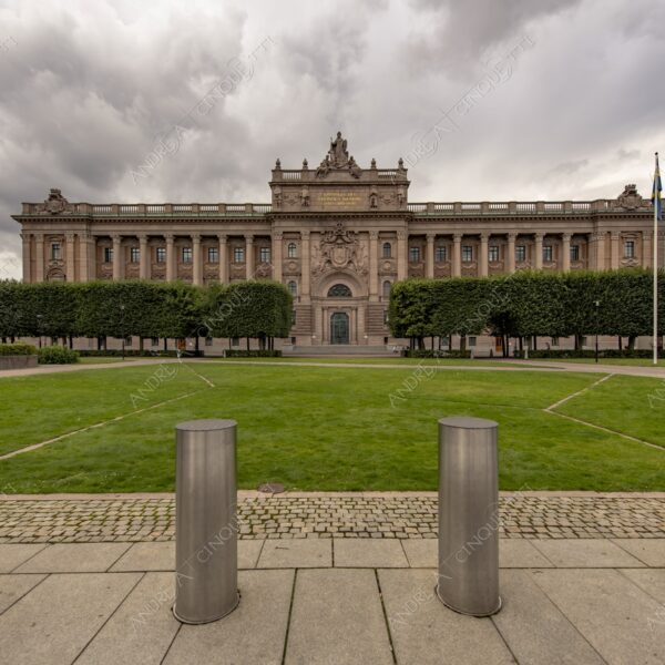 svezia sweden stoccolma stockholm nuvole clouds parlamento parliament palazzo palace building