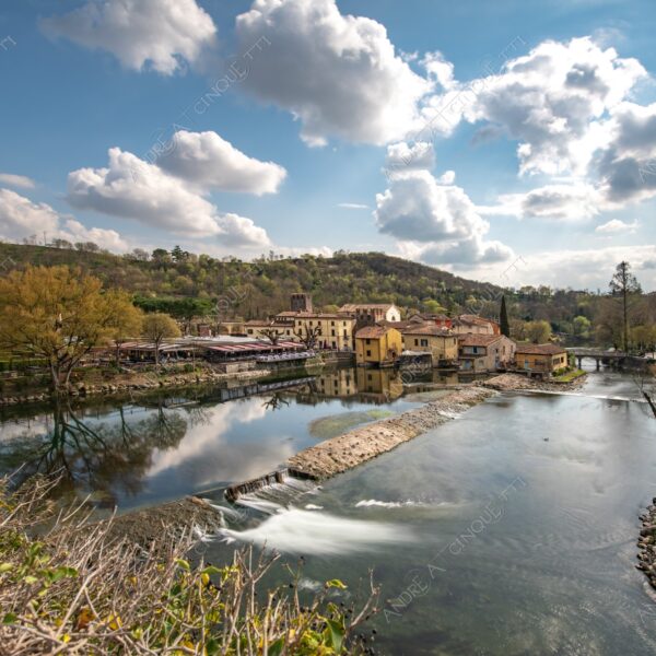 borghetto sul mincio fiume river lago lake ponte bridge torre tower borgo village borough antico ancient reflections paesaggio landscape lunga esposizione long exposure