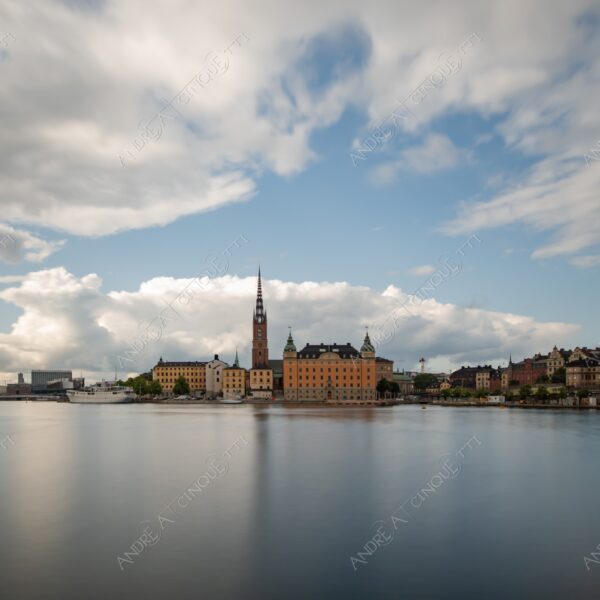 svezia sweden stoccolma stockholm porto harbour nave veliero sailing ship vascello vessel nuvole clouds lunga esposizione long exposure