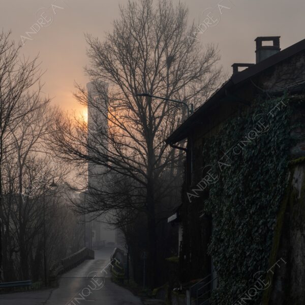 balbiano colturano campagna countryside alba sunrise tramonto sunset sundown crepuscolo twilght dusk fiume river addetta chiesa church ponte bridge campanile belltower belfry steeple nebbia fog foschia misty controluce backlit backlight profilo silhouette sole sun