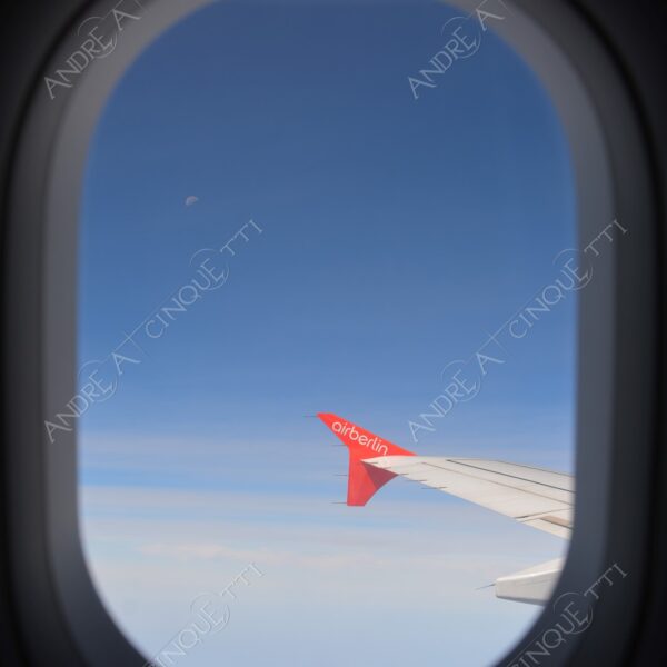 germania germany berlino berlin volo flight ala wing