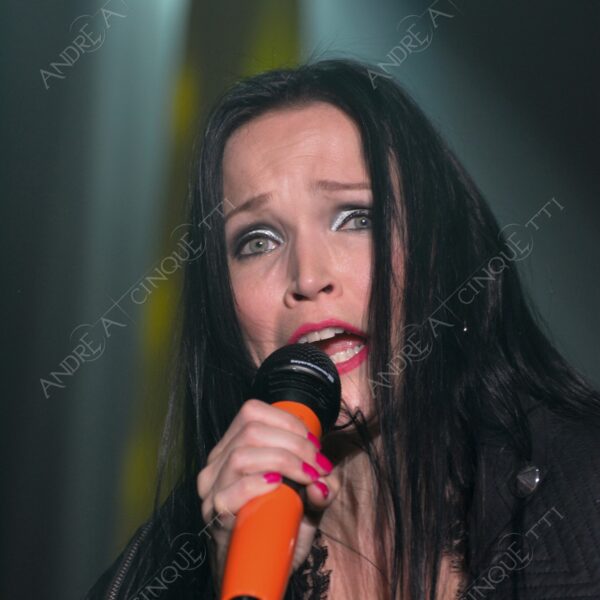 tarja turunen nightwish gothic metal concerto concert cantante singer soprano spettacolo show