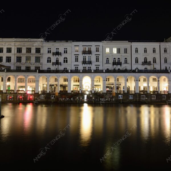 germania germany amburgo hamburg fiume river lunga esposizione long exposure ponte bridge luci lights riflessi reflections