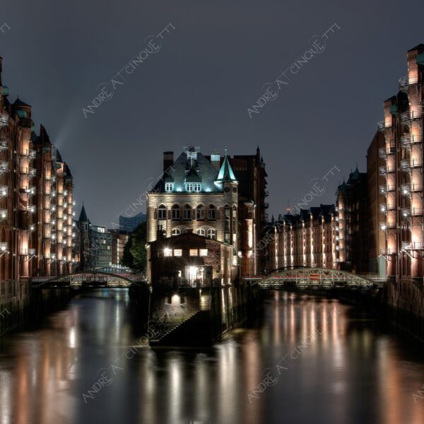 germania germany amburgo hamburg speicherstadt fiume river lunga esposizione long exposure ponte bridge luci lights riflessi reflections