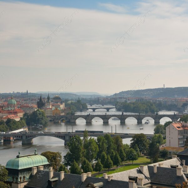 repubblica ceca czech repubblic praga prague fiume river moldova ponte bridge ponte carlo
