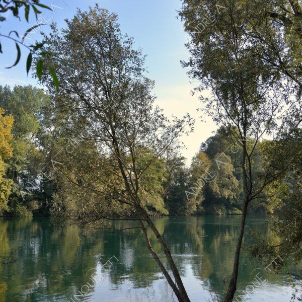 airuno riflessi reflections specchio mirror fiume river adda nuvole clouds