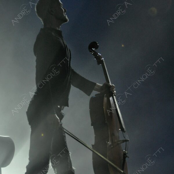 tarja turunen nightwish gothic metal concerto concert cantante singer soprano spettacolo show violoncello cello max lilja