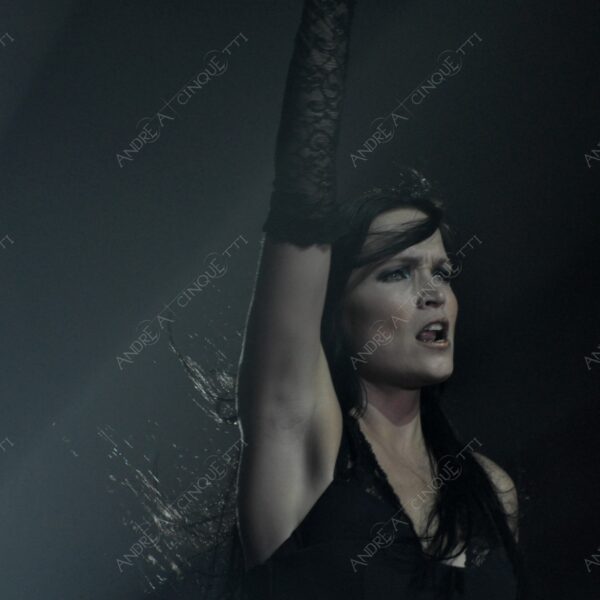 tarja turunen nightwish gothic metal concerto concert cantante singer soprano spettacolo show