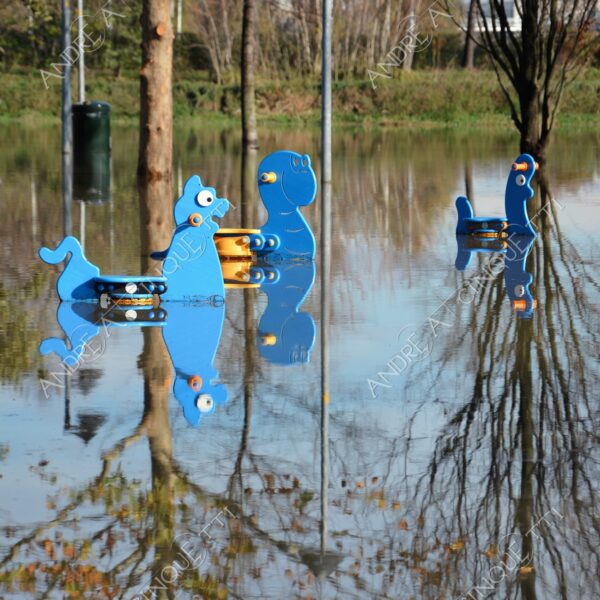 san donato milanese alluvione flood allagamento flooding riflessi reflecions specchio mirror pozzanghera puddle colori autunnali foliage parco giochi playground panchina bench