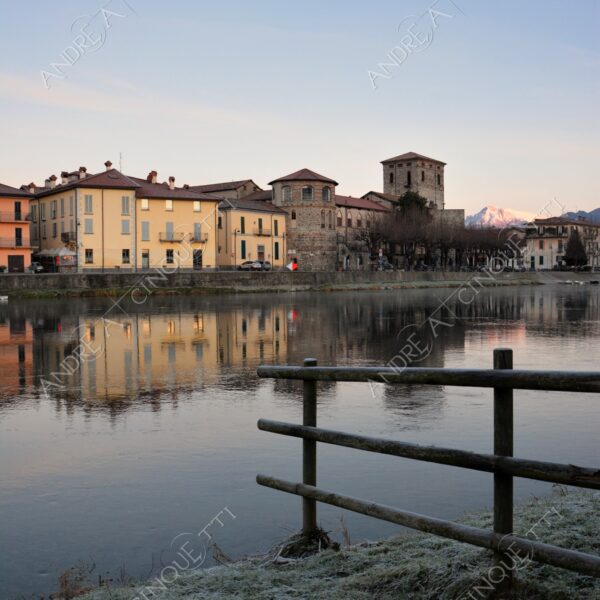 brivio riflessi reflections specchio mirror fiume river adda nuvole clouds morning mattina alba sunrise steccato fence