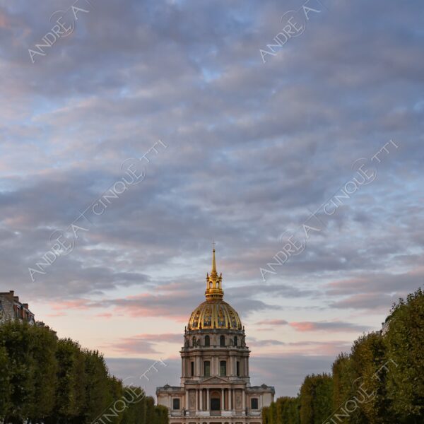 francia france parigi paris hotel des invalides interior interni architettura architecture prospettiva perspective tramonto sunset sundown blue hour cupola dome crepuscolo dusk twilight alba sunrise
