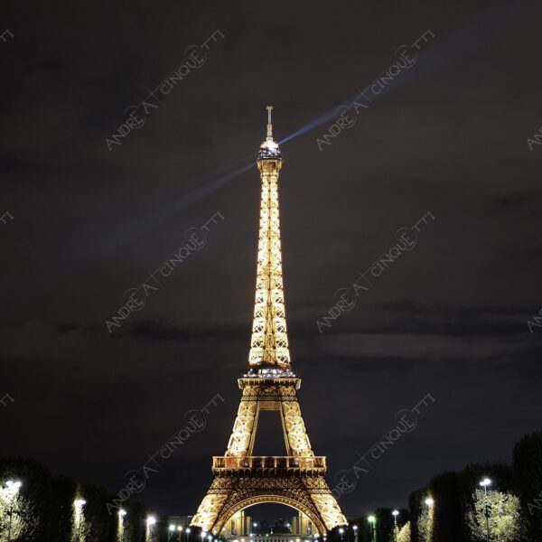 francia france parigi paris tour eiffel luci lights champ de mars