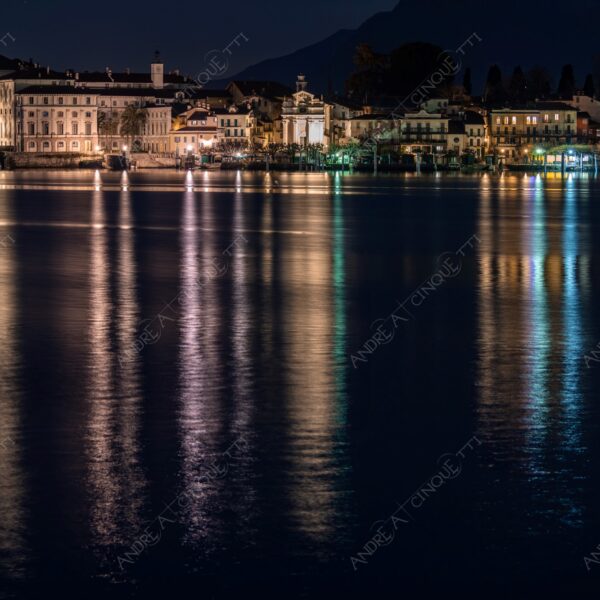 stresa piemonte italia italy lago maggiore lake loch isola bella isole borromee palazzo borromeo palace island riflessi reflections sole sun tramonto sunset sundown alba sunrise crepuscolo dusk twilight blue hour riflessi reflections lunga esposizione long exposure